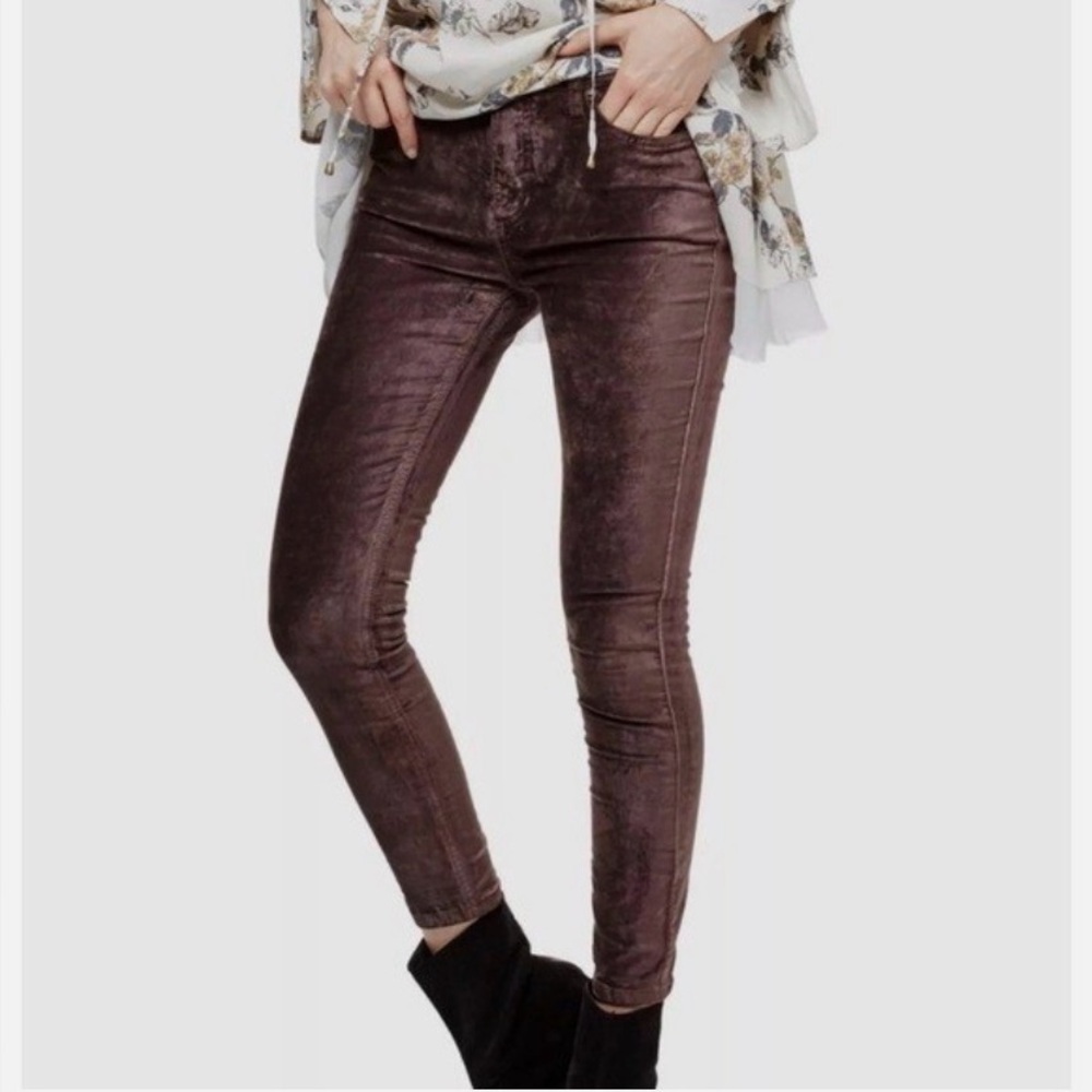 FREE PEOPLE Cyndi High Rise Stretch Velvet Pants Size 25 Mulberry Boho Party Fun